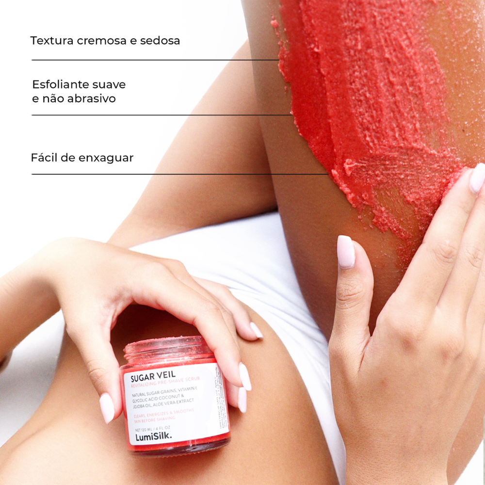 Aplicação do esfoliante pré-depilação Sugar Veil da LumiSilk com textura cremosa e suave – ideal para alisar e purificar a pele antes da depilação, fácil de enxaguar.